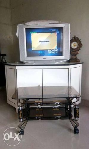 Sony 29 inch with stand ample storage facility,