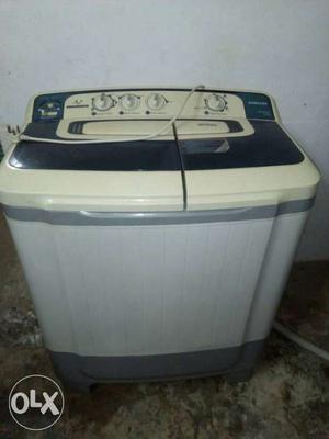 White And Black All-in-one Clothes Washer With Dryer