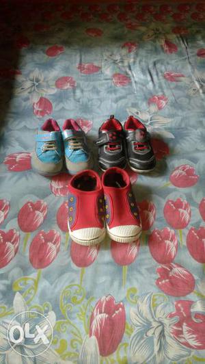 3 pair shors For 4 to 6 yrs old kids for immediate sell
