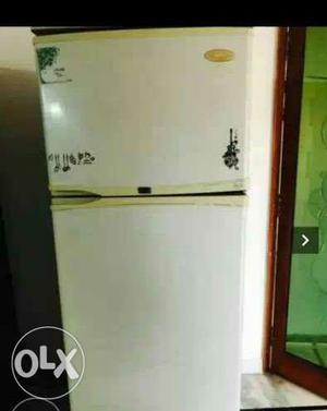 415 litres Godrej fridge only 4years old in