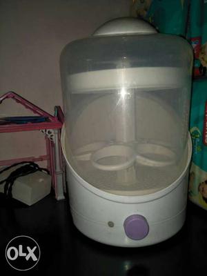 Baby bottle electrical sterlizer..chicco