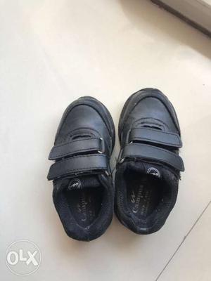 Campus school shoes size 9 for small kids
