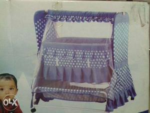 Foldable baby swing, used just once