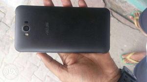 Hi I I'm selling my ASUS ZenFone max with
