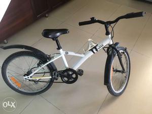 Kid cycle. BETWEEN brand. almidt new with