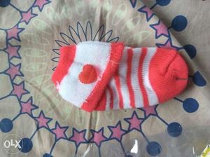 Kids woolen socks rs. 10 each pair. Rs. 120 dozen. Single pc