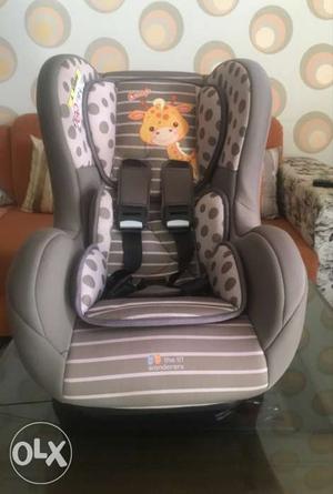 Mom & Me Brand Car Seat for Kids. Very Good