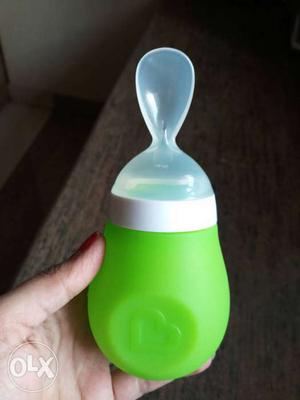 Munchkin silicone spoon baby feeder from US