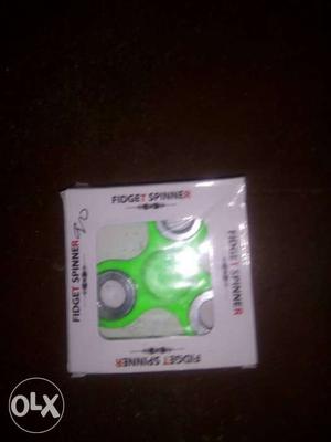 Spinner fidget cracked condition