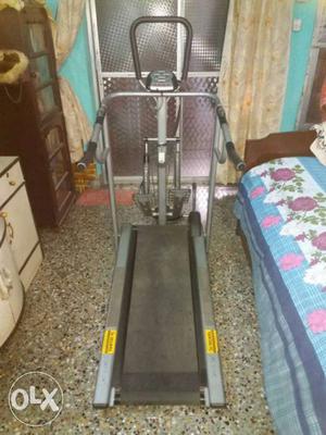 2yrs old, 4 in 1 Manual treadmill from Cosco