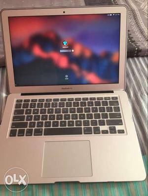 Apple macbook air brand new only 15days old just