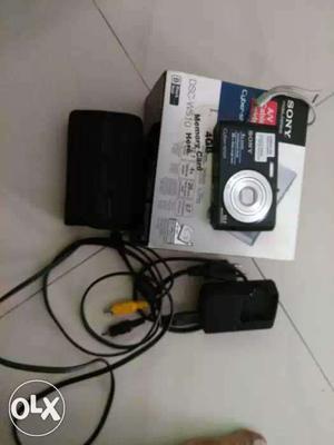 Black Sony DSC-W510 Camera Set