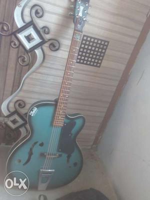 Guitar is in very good condition new and only 9