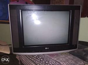 LG flatron CRT TV in excellent condition for sale