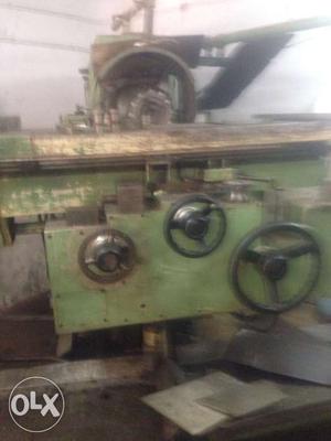 Milling machine in working condition