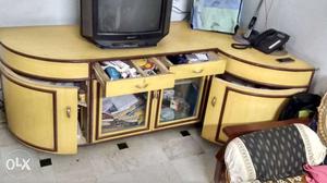 Multipurpose TV showcase v v v Good condition