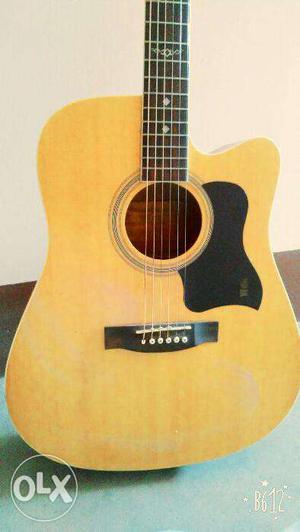 New Acoustic guitar forner compny only 3 month