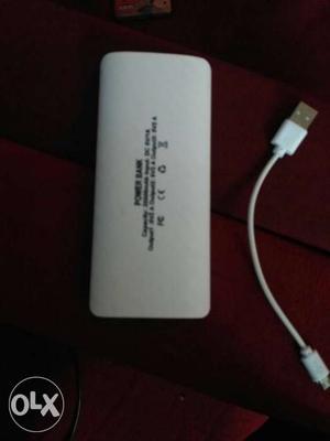 Power bank samsung  month uesd