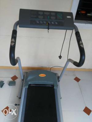 Pro bodyline autometic treadmill