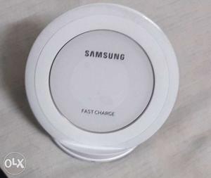 Brand new Samsung Wireless charger.. for Samsung s6 s7 s8