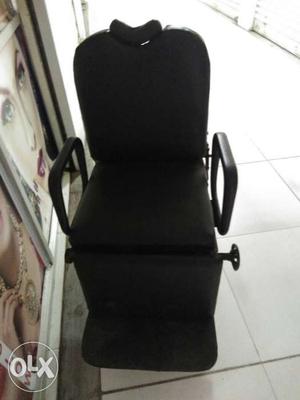 Chair in good condition black color