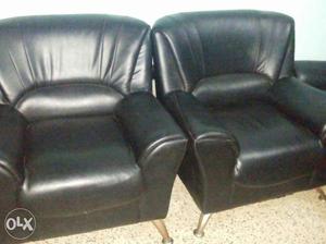 Durian make sofa set 3+1+1, selling due to