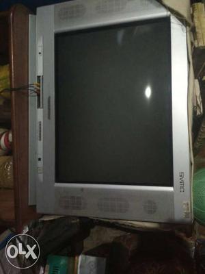 I want sell my Gray videocon CRT Television With remote