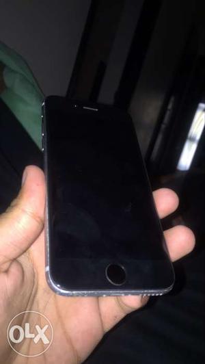 Iphone 6 excellent condition but phone is dead