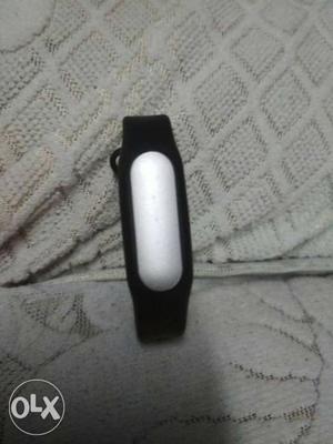 Mi band 1s in brand new condition..