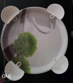 Round White Ceramic Plate
