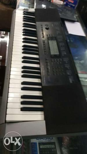 Casio ctk 850 with cover and adaptor for only rs