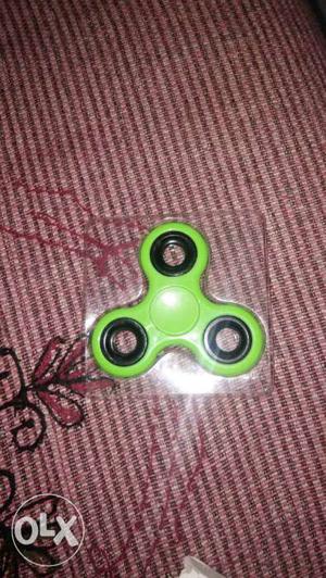 Green 3-blade Fidget Spinner With Pack