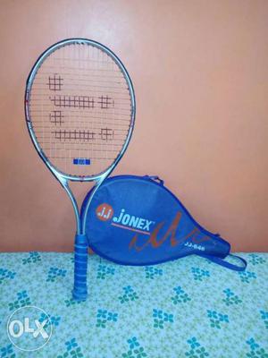 Jonex Tennis Racket With Cover white and blue