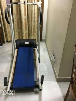 Manual Treadmill for sale, fully working