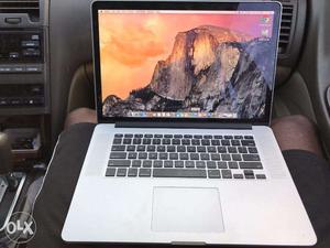 Apple MacBook Pro 15" intel core i7 retina display May,