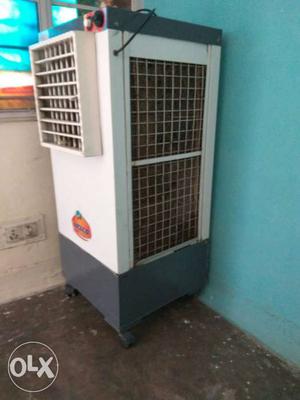 Black And White Evaporative Air Cooler