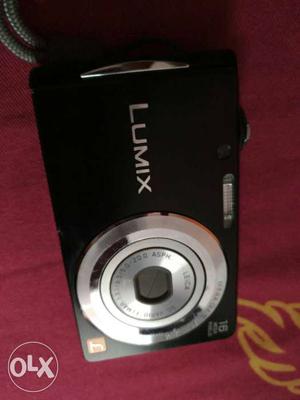 Black Lumix Point-and-shoot Camera