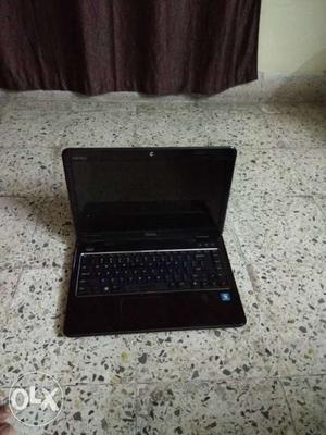 DELL Inspiron N I7 laptop