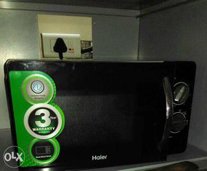 I am selling a Haier microwave in excellent