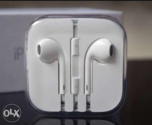 Iphone 6s earphone 2 month old new condition