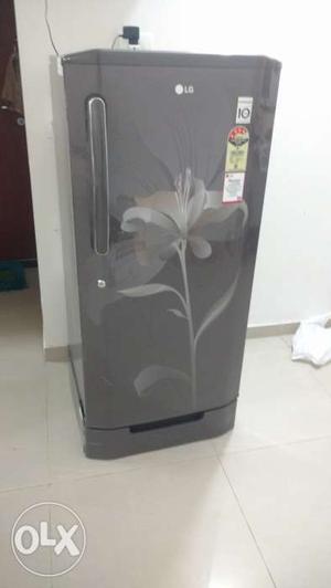 LG 215ltr single door fridge(bills available) 10