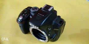 Nikon D Semi Pro DsLR with 2 Battery,Bag