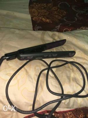 Philips hair straightener