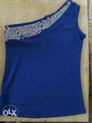 Royal blue off shoulder top...size small