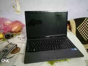 Samsung NP300E5X-AOBIN dead laptop for sale.i3