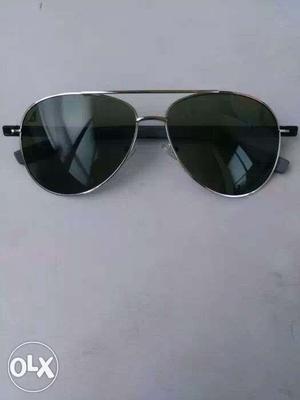 Silver Frame Vincent Chase Aviator with Cover Price is