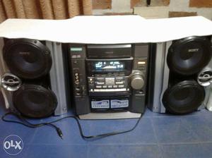 Sony hi fi system. maide in Malaysia.aux and fm