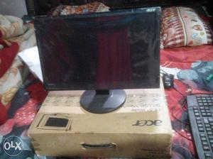 This is very good condition Acer Brand very good Acer 21