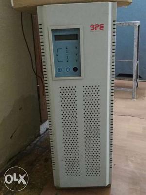 White BPE - UPS inverter for sale with 16 batteries