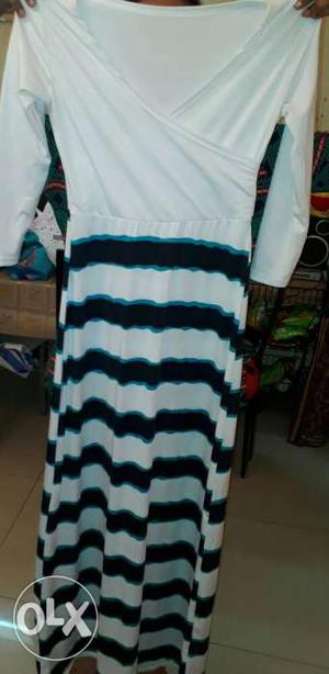 White and black full lenght branded dress size small